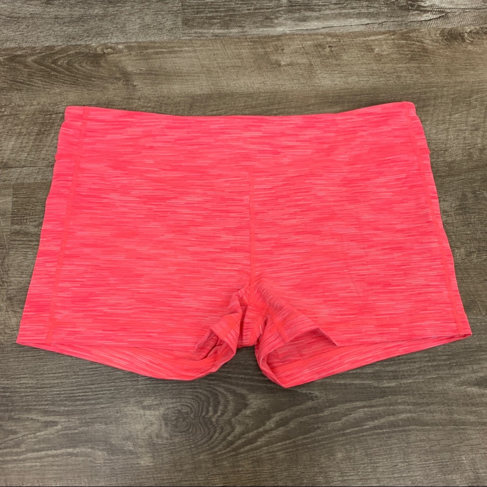 ATHLETA Chaturanga Shortie Shorts